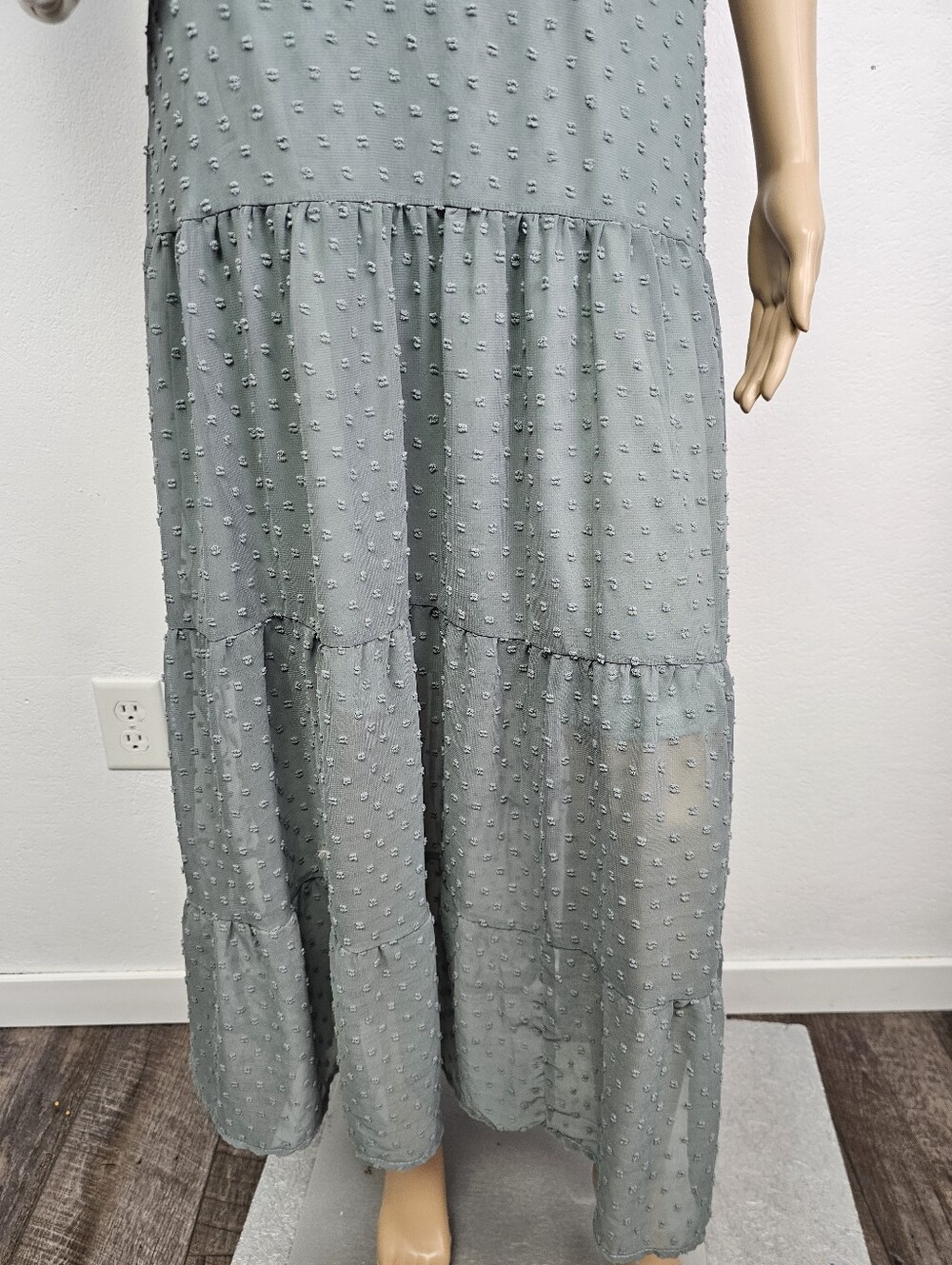 Altar'd State Sage Green Swiss Dot Tiered Maxi Dress Lace Back Sz M Fairycore - Picture 6 of 10